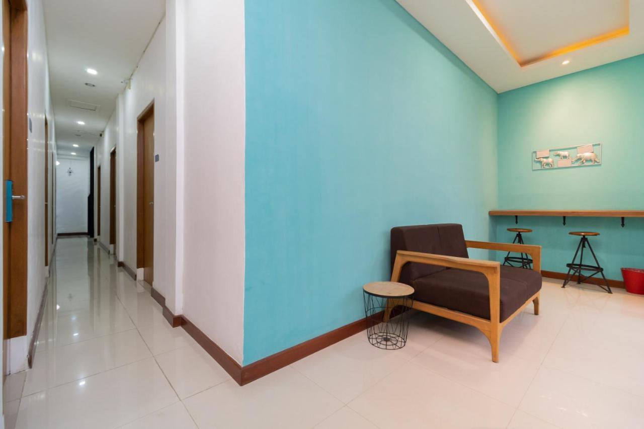 Sans Hotel Suryakencana Bogor Luaran gambar