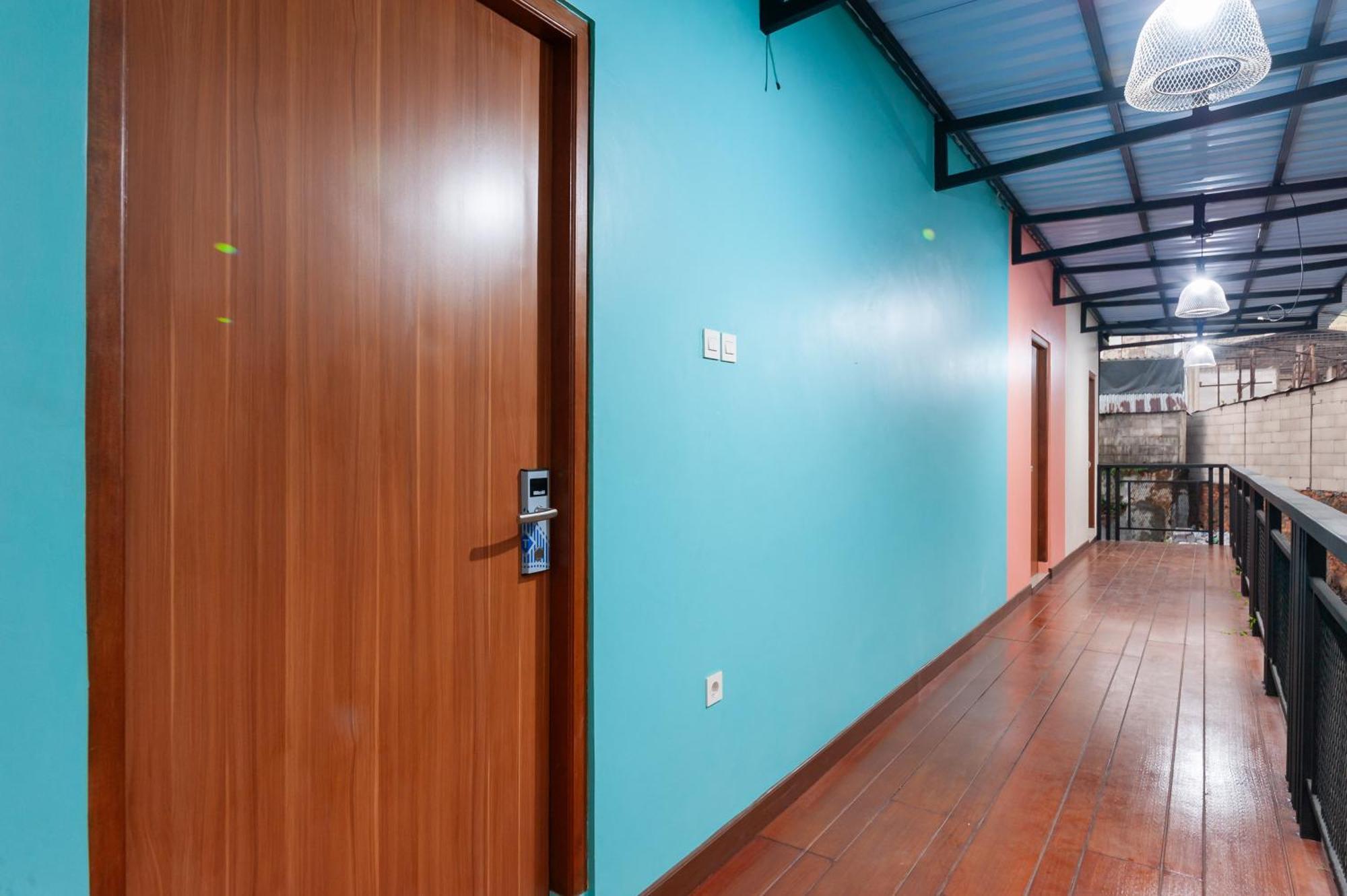 Sans Hotel Suryakencana Bogor Luaran gambar