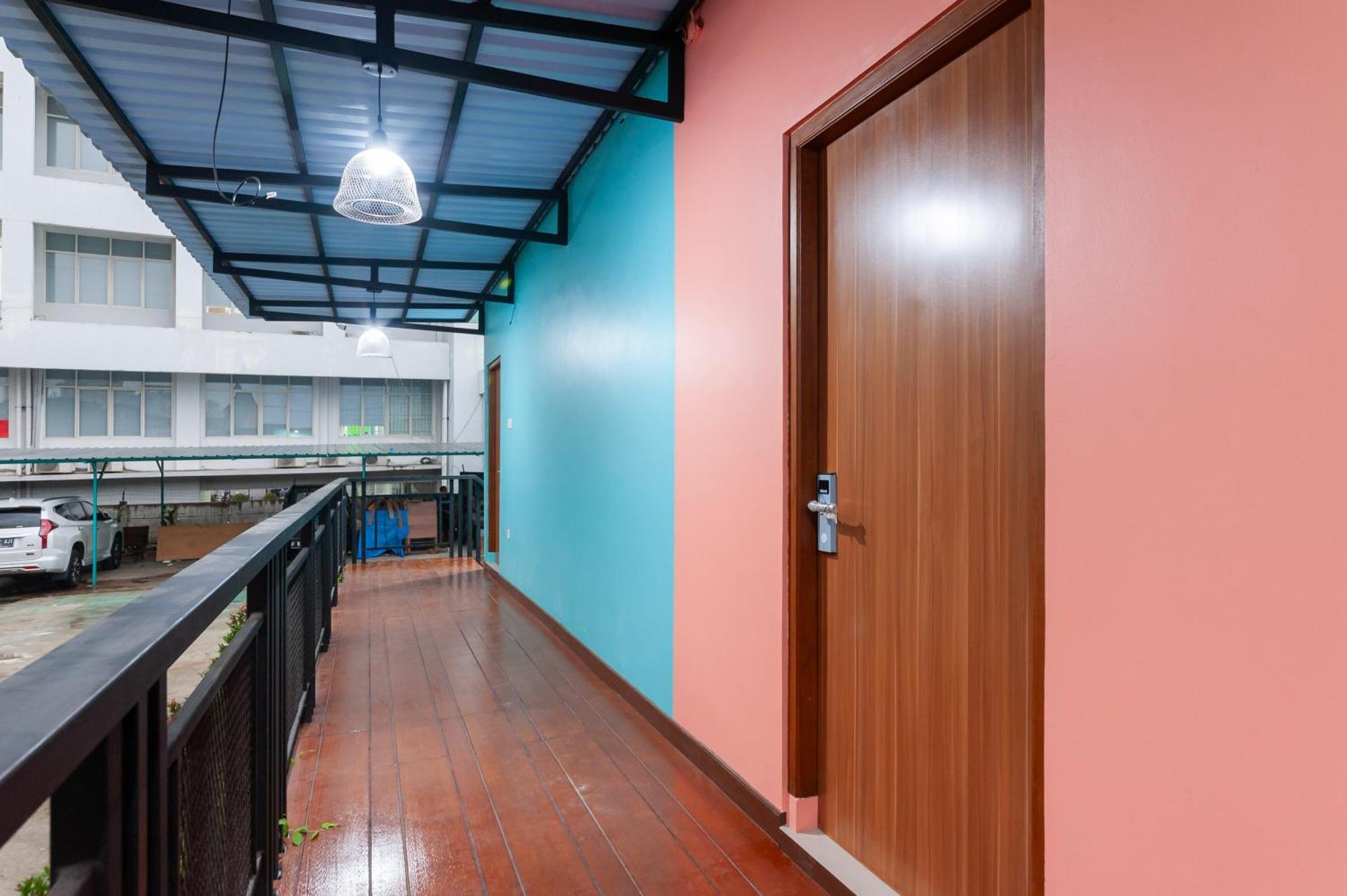 Sans Hotel Suryakencana Bogor Luaran gambar