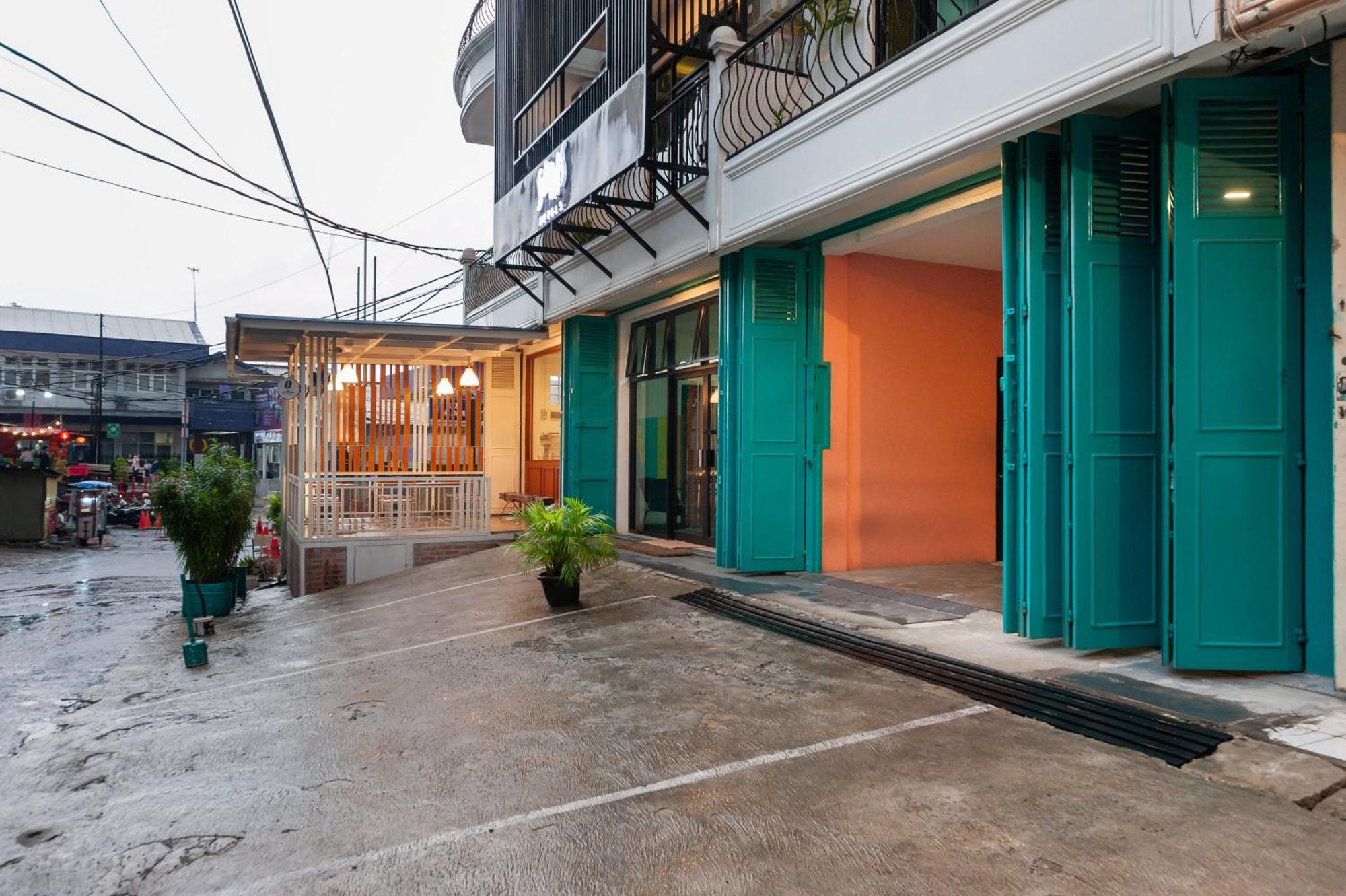 Sans Hotel Suryakencana Bogor Luaran gambar